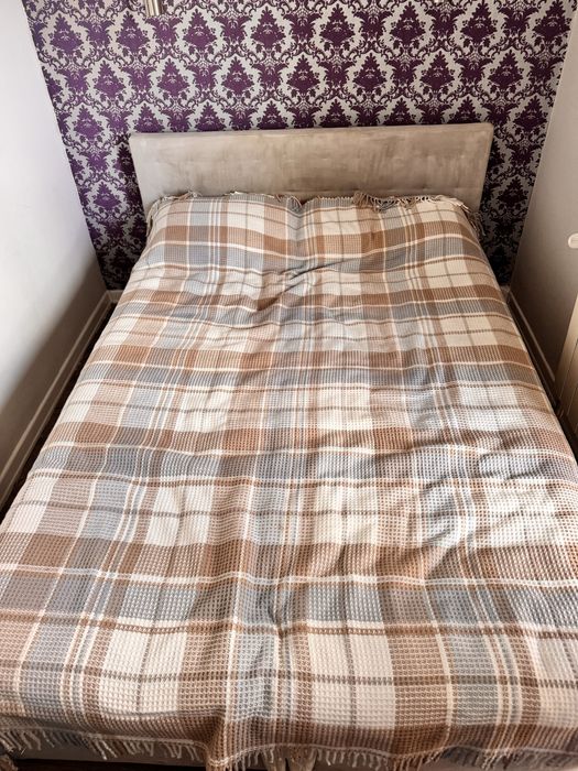 Продам ліжко двоспальне з підйомним механізмом 2м*1,4м