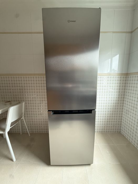 Frigorifico Indesit