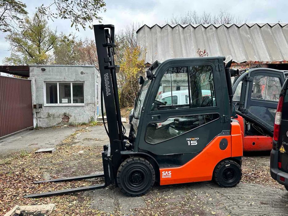Газовий навантажувач TOYOTA 06-8 FGF 15