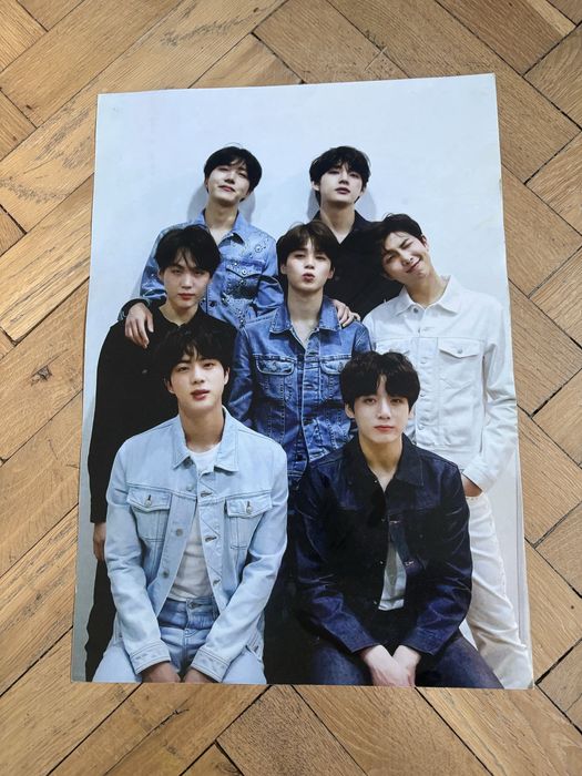Plakat bts na ścianę