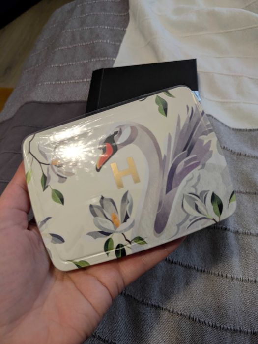 Hourglass Ambient Lighting Edit Unlocked- Swan