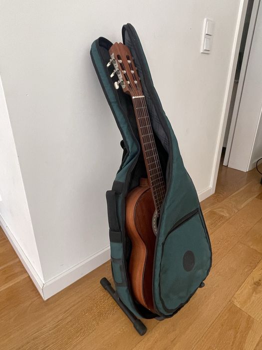 Guitarra classica com saco e stand