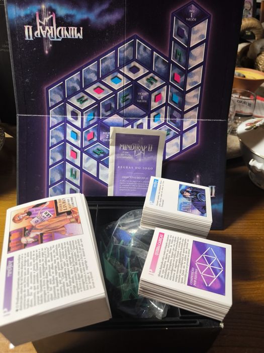Jogo Mindtrap II - O Desafio Continua.
Jogo de tabuleiro Mindtrap II,