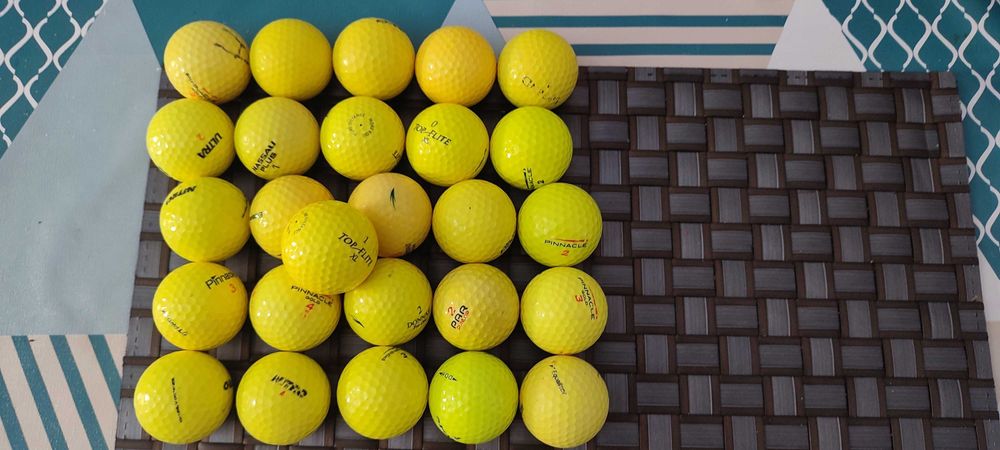 Vendo bolas golfe praticamente novas