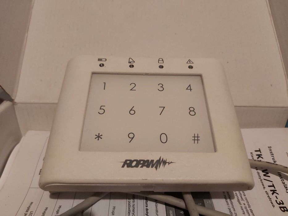 Zestaw Monitoringu Rejestrator, Dysk, Klawiatura ,Czujki ,Przewody