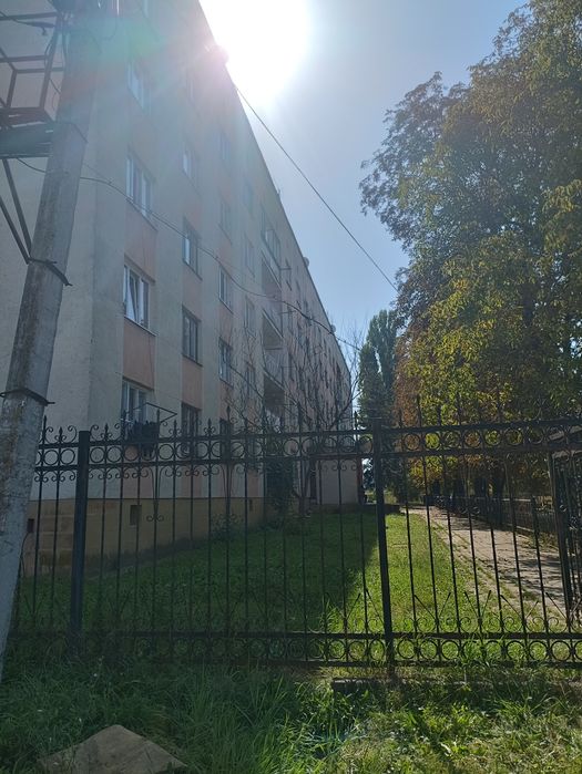 Продаж 2 кімн  2/5