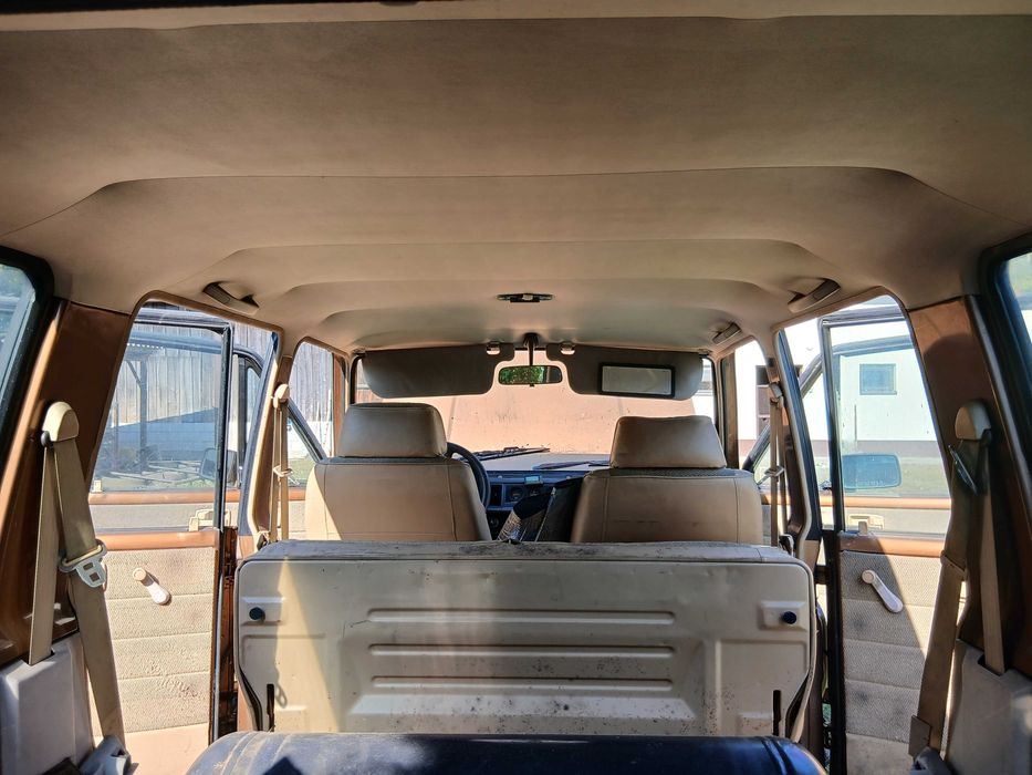 Rama Isuzu Trooper