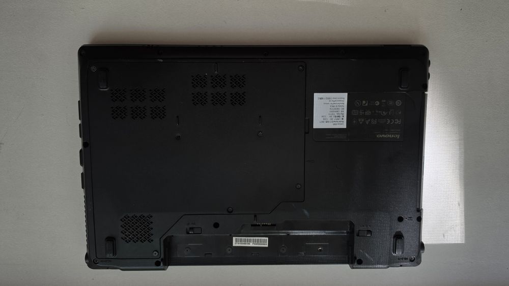 Продам ноутбук Lenovo g565