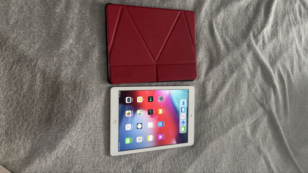 Ipad Air 1 - 32 ГБ - замінена батарея, повністю робочий
