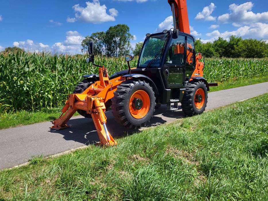Ładowarka teleskopowa JCB 540-140 rok2016