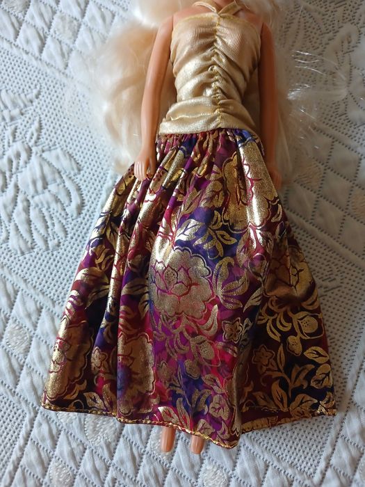 Boneca Nancy com Vestido