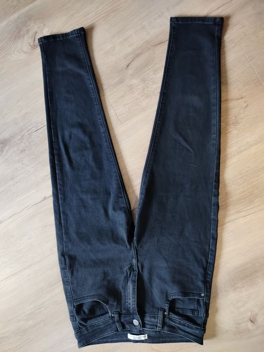 Zestaw body i jeansy