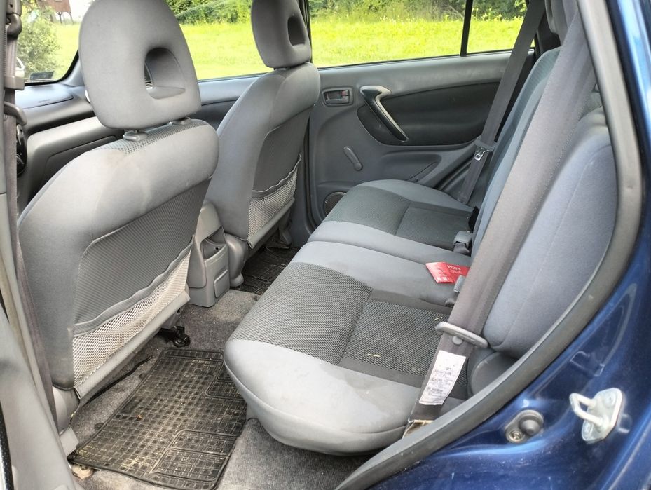 Toyota RAV4 2.0 d4d 4x4 sprawna do jazdy 12900zl.