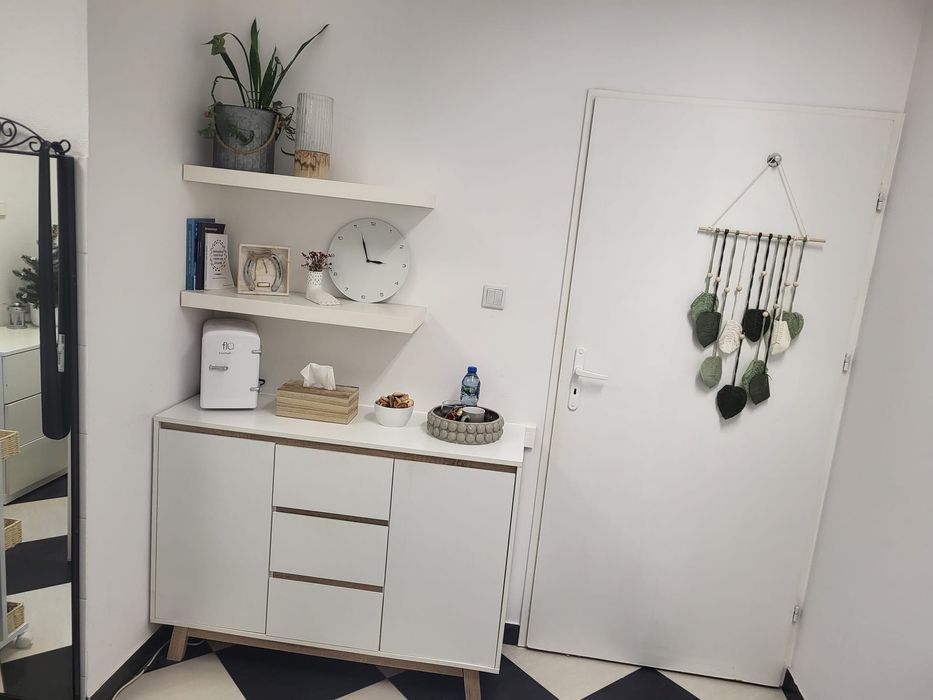 Podnajme pomieszczenie