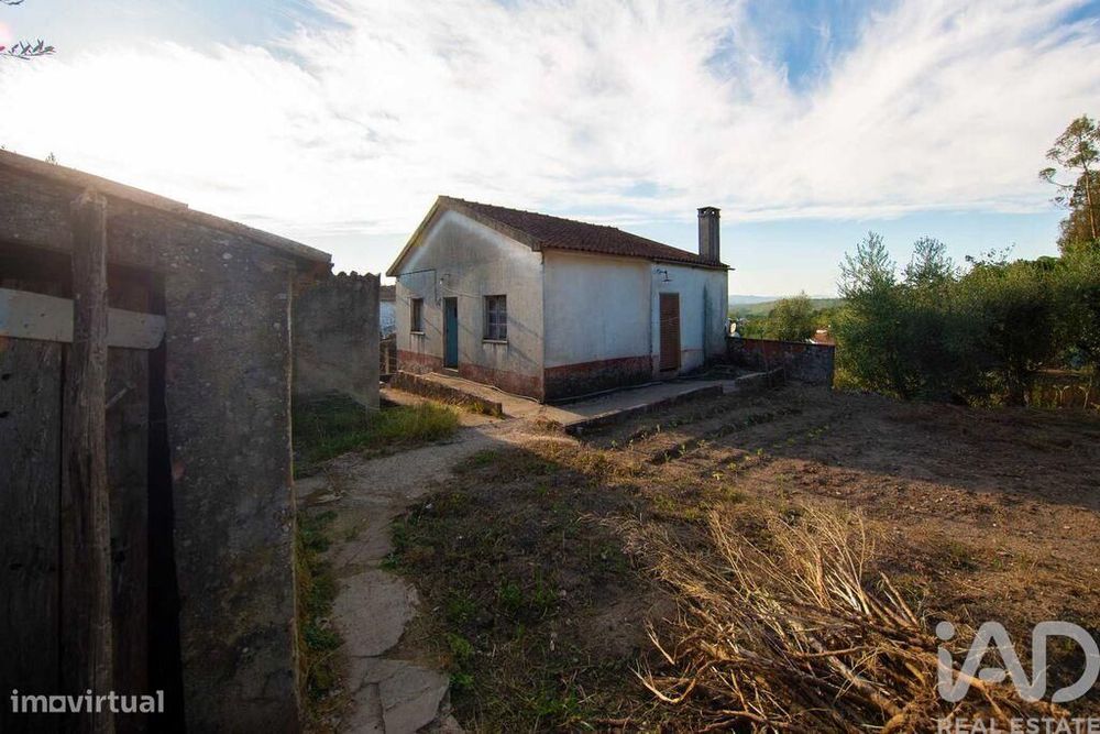 Andar de moradia T2 em Lousã e Vilarinho de 60 m2