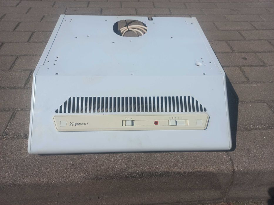 Okap podszafkowy mastercook