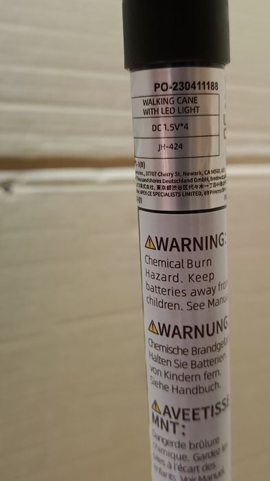 Laska inwalidzka składana uchwyt zaokrąglony z latarką