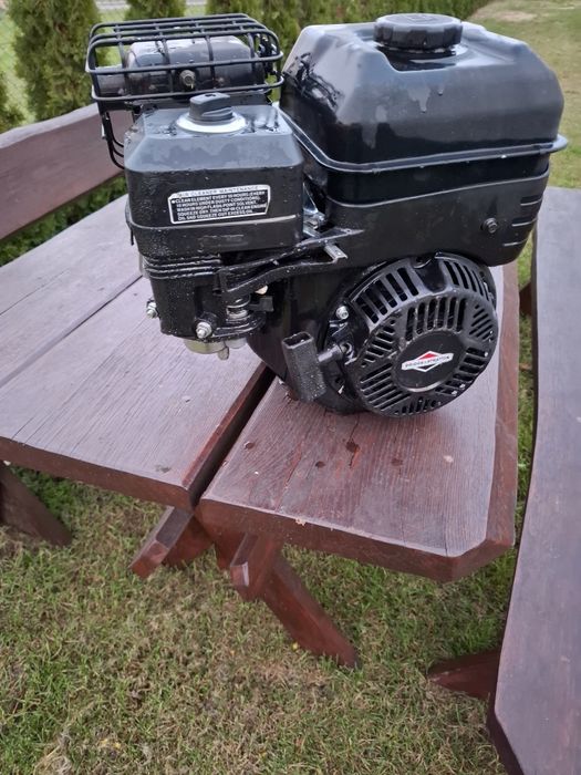 Silnik spalinowy briggs stratton cr950 poziomy wal