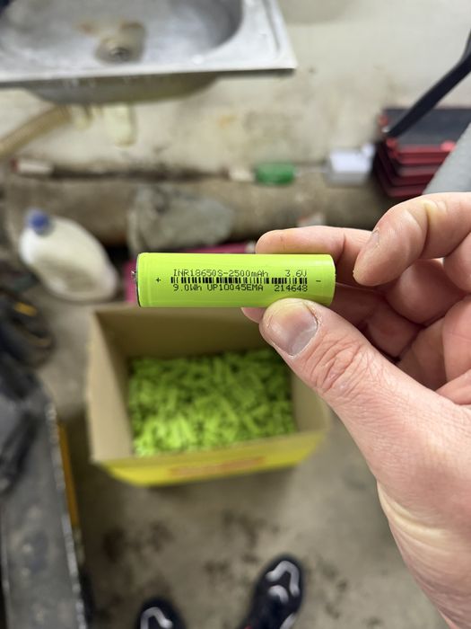 Продам батарейки 18650 s В наявності велика кількість.
