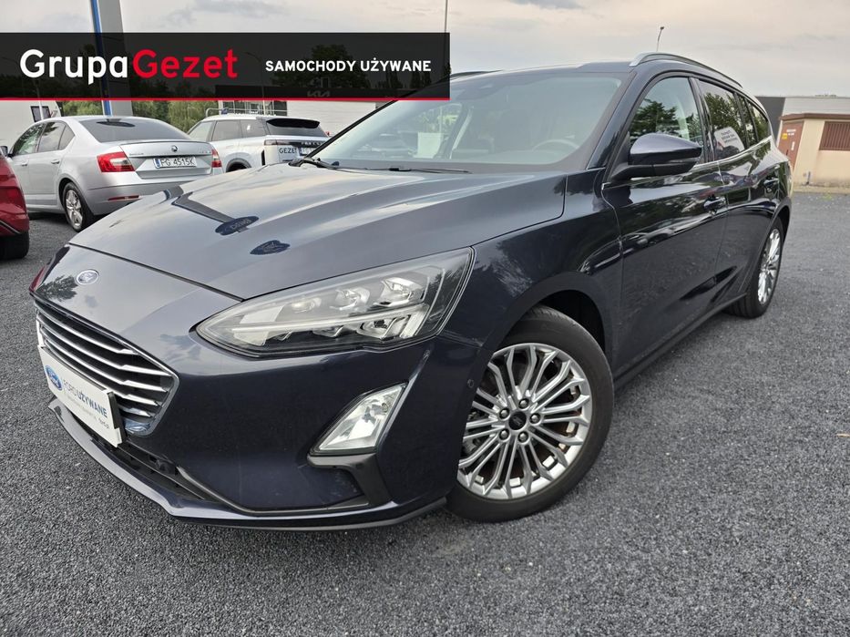 Ford Focus Titanium  1.0EcoBoost/125KM, grzana szyba