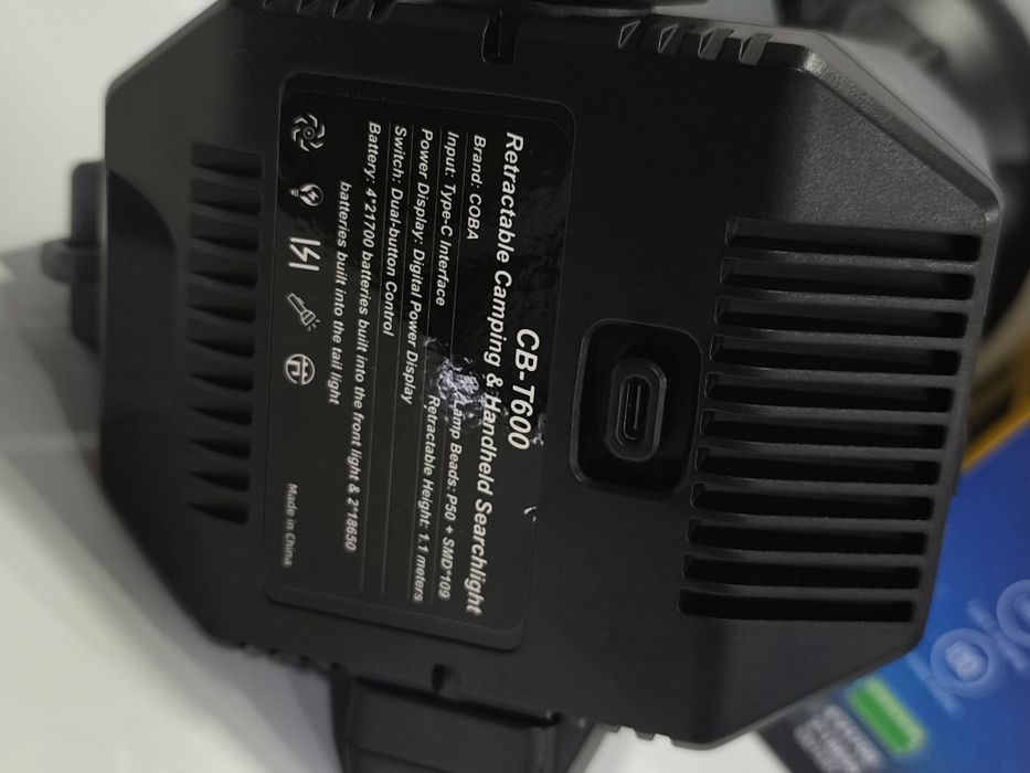 Lanterna de Mão Led com Projector de Emergência