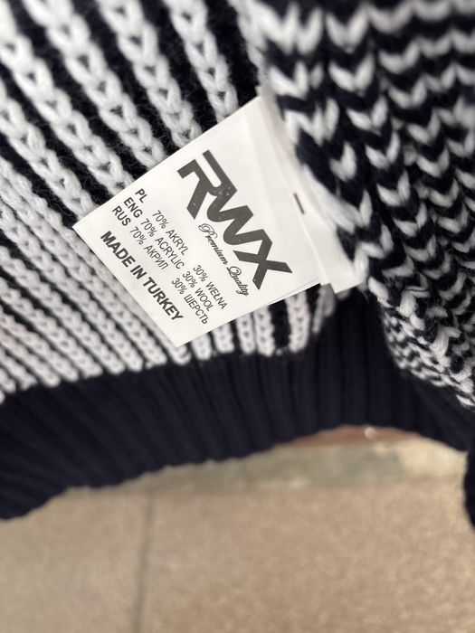 Sweter wełna Turcja nowy