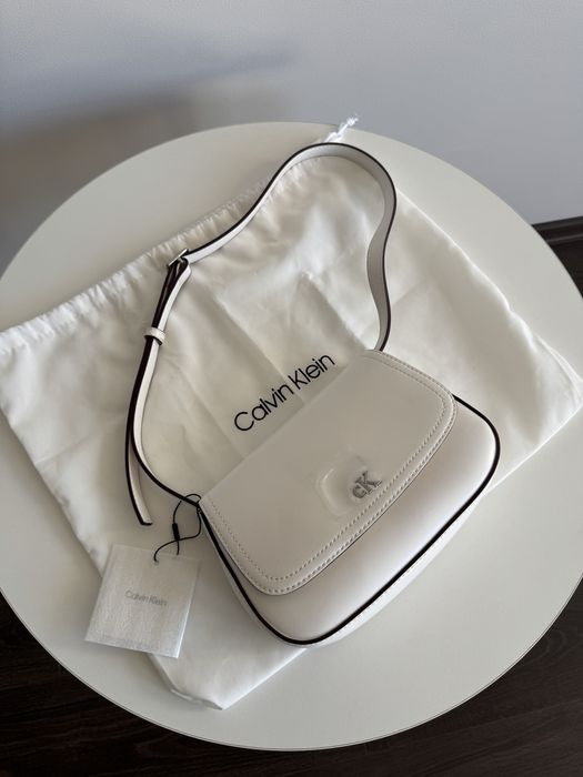 Сумочка Calvin Klein