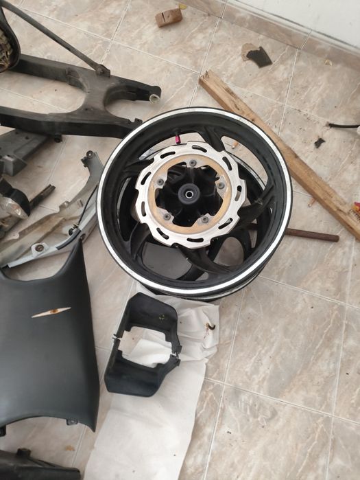 Sym  wolf 125cc pecas