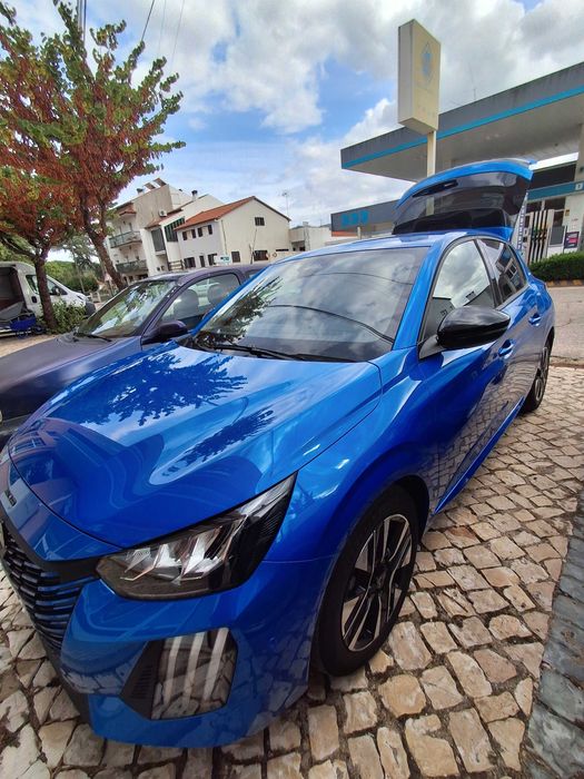 Peugeout Allure 2025 - Praticamente novo!