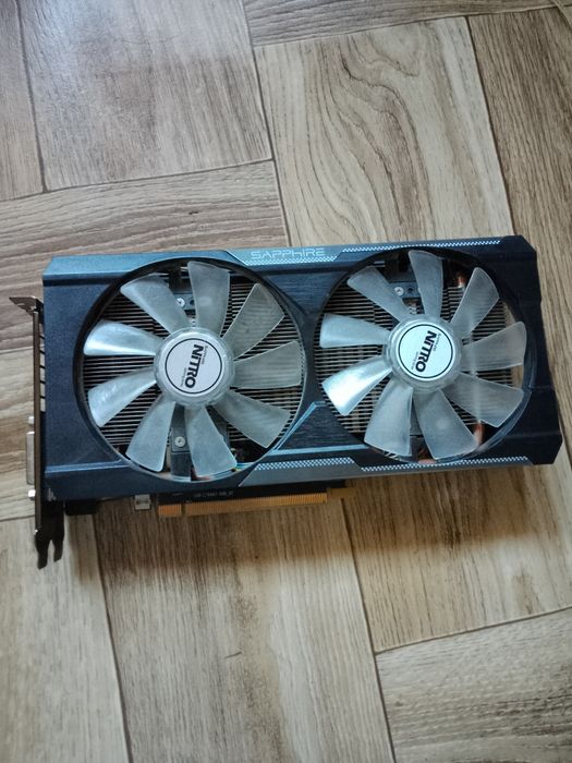 Sapphire nitro radeon R9 380X 4GB