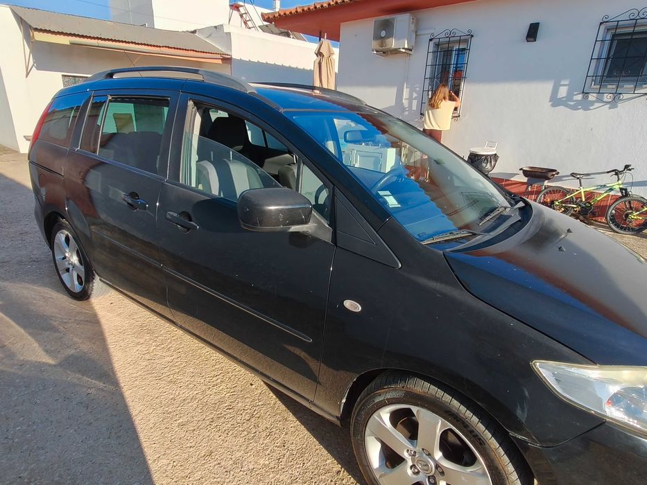 Carro Mazda 5 7 lugares