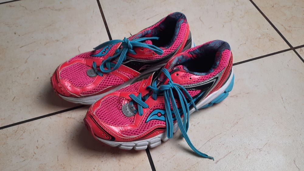 Buty do biegania Saucony Cohesion 9 roz. 38 Women