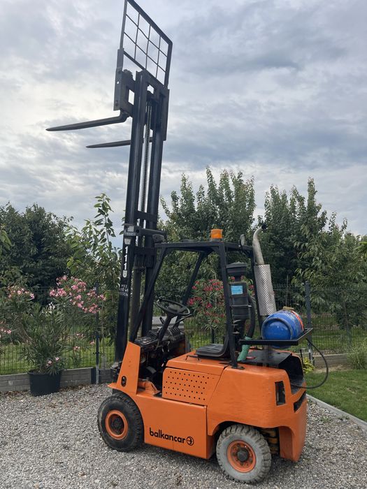 Wózek widłowy balkancar bułgar LPG