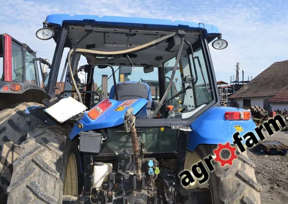 New Holland T5050 skrzynia silnik most obudowa piasta blok zawór