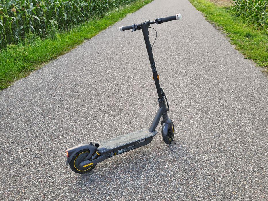 Segway Ninebot MAX G2 E, 35km/h 70KM, 15.3Ah 36V  jak nowa!