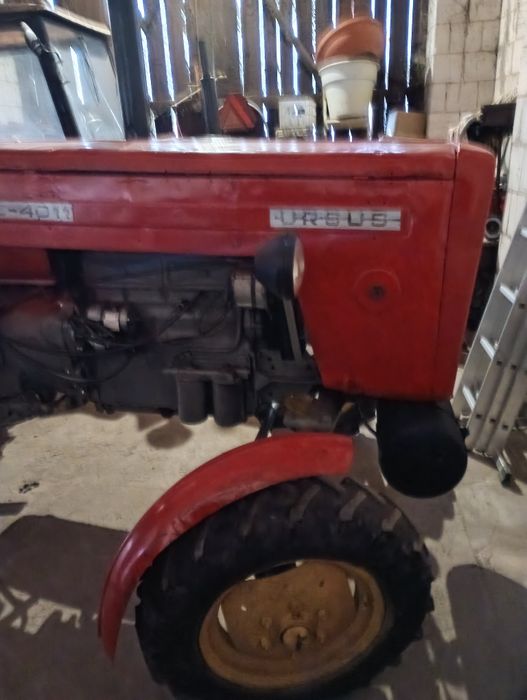 Ciągnik C 330  4011