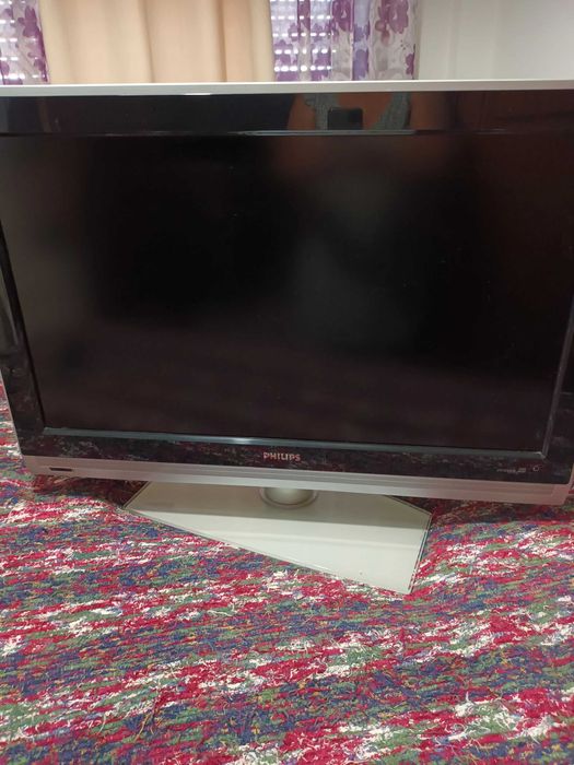 Tv 32" fina marca Philipps