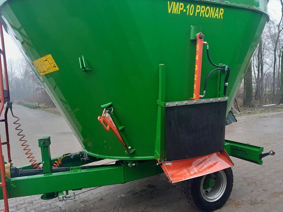 Wóz paszowy PRONAR VMP 10