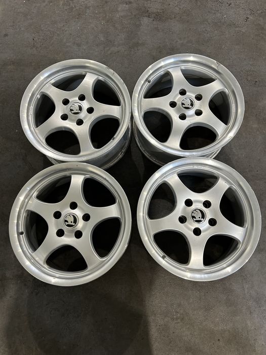 FELGI ALUMINIOWE SKODA 7,5" x 16" 5x112 x 72,5 x ET35 !