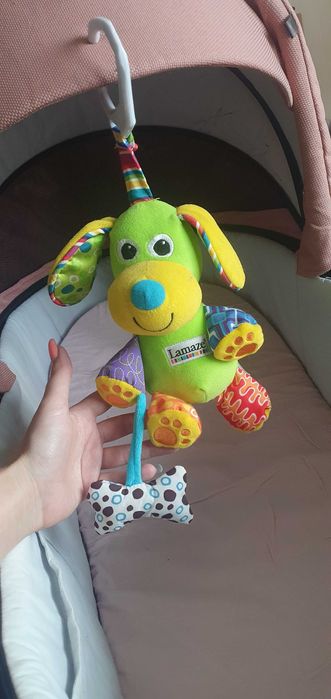 Іграшки на каляску