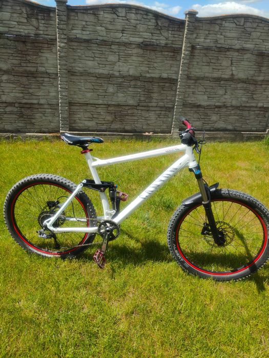 FullCanyon Magura mt5  Fox 160 Fox 165 203mm truvativ sram x9. ~12kg