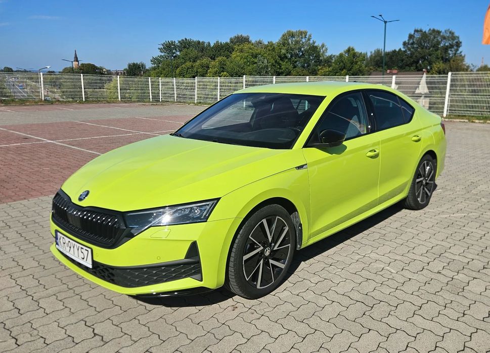 Skoda Octavia ŠKODA OCTAVIA SPORTLINE | Matrix LED |Virtual Cockpit | Winter Premium