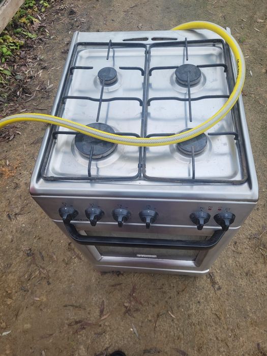 Kuchanka gazowo elektryczna Electorlux.