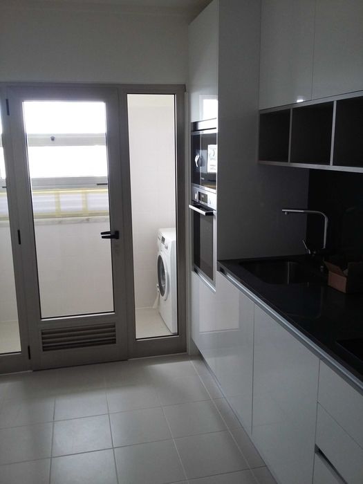 Quarto casal ou individual 14 m2 Condominio Lago - Lumiar Lisboa