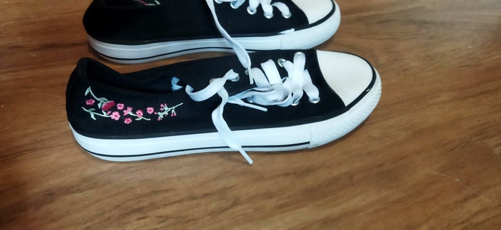 Tenisówki buty r 39  Sinsay