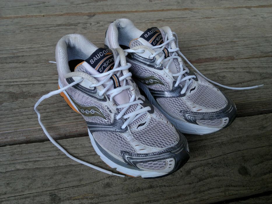 Кроссовки Saucony Asics