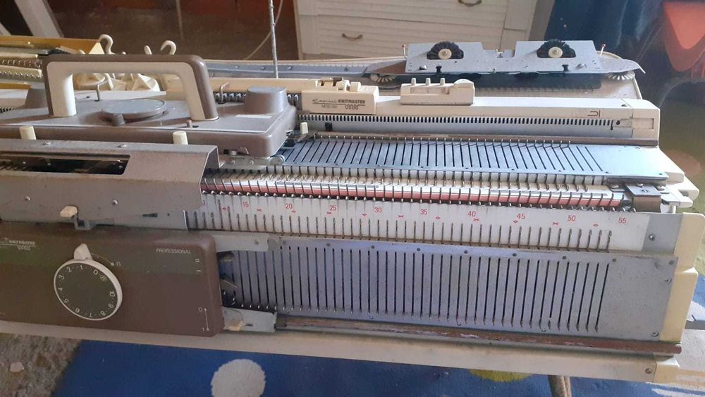 Máquina de tricotar