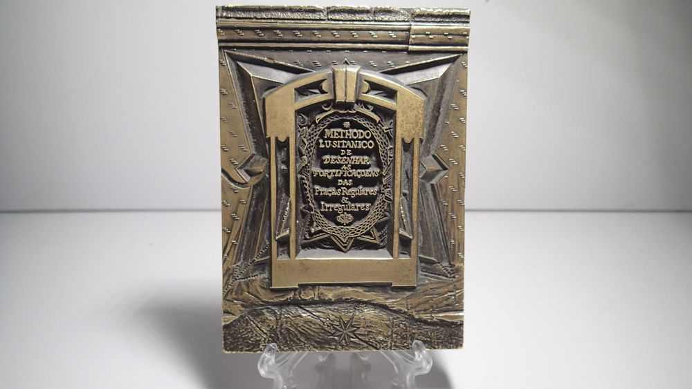 Placa em Bronze da Engenharia Militar