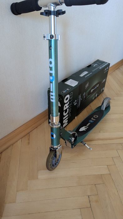 Продам самокат микро .