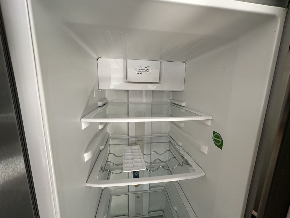 Friforifico americano Side by Side TEKA NF1650VR1